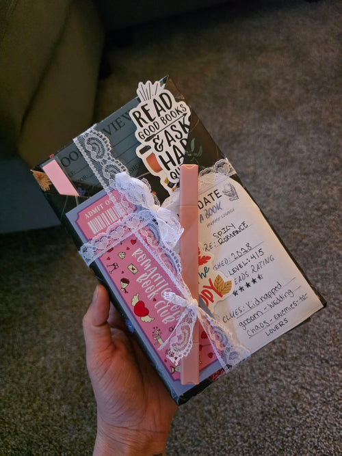 Blind Date w/ A Book!
